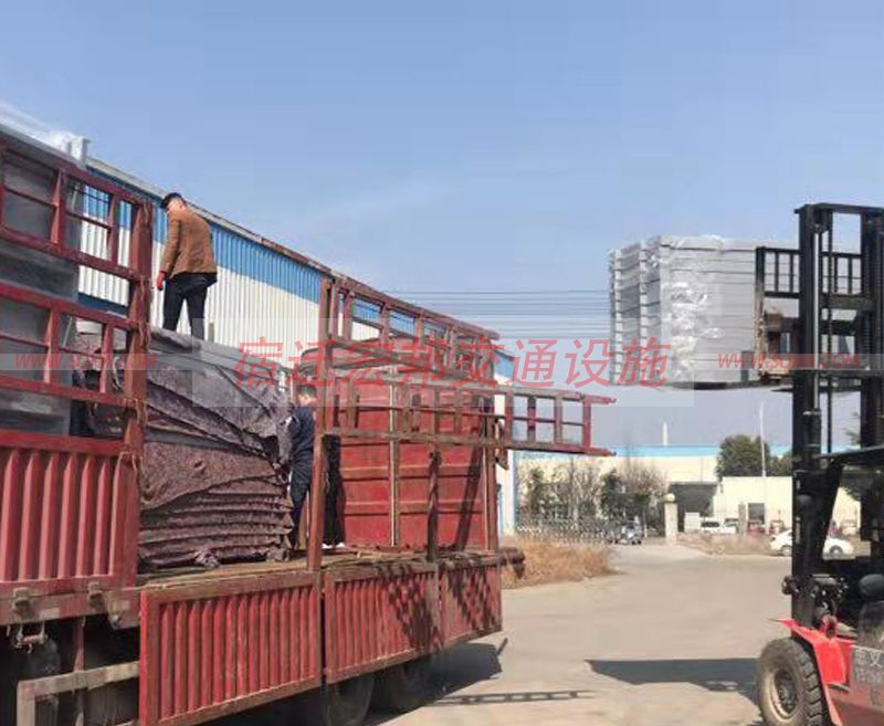 江蘇第二批不銹鋼候車亭發貨